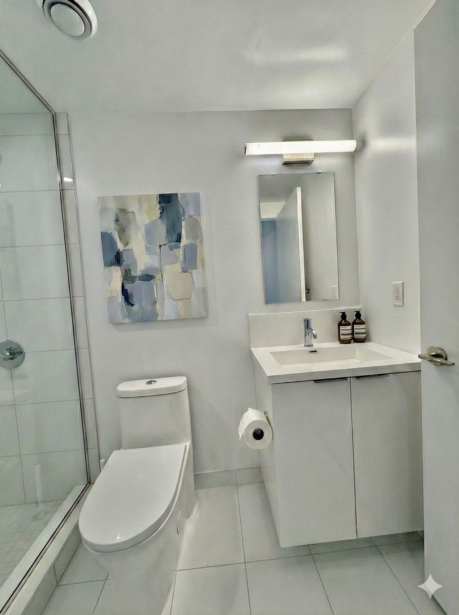 Simcoe St 高层精品公寓 - 4